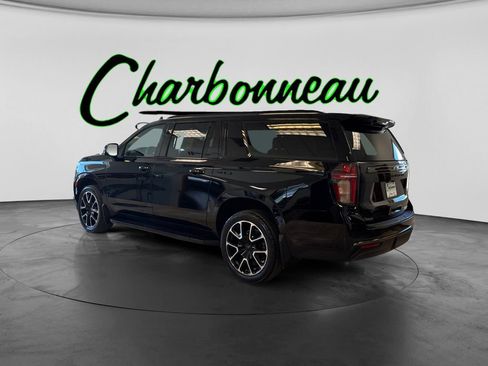 Used 2021 Chevrolet Suburban RST w/ Luxury Package AWD/4WD image 3