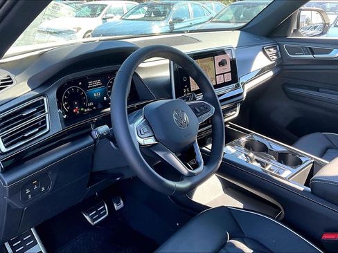 New 2026 Volkswagen Atlas Cross Sport SEL Premium R-Line image 14