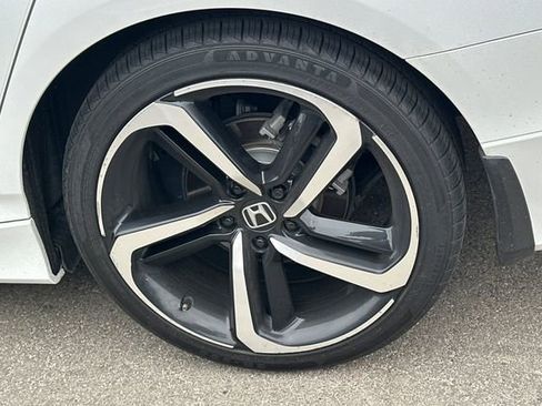 Used 2021 Honda Accord Sport image 4