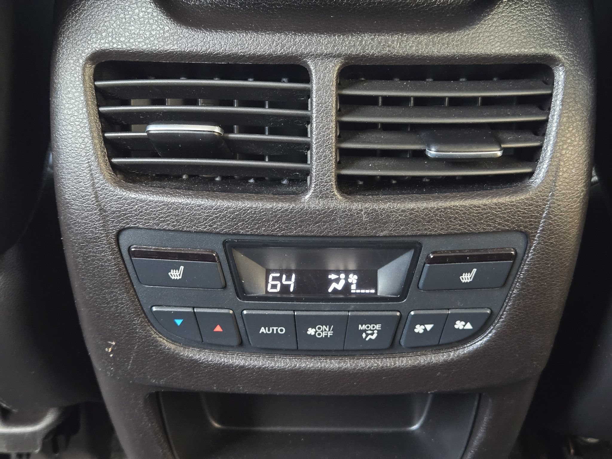 Used 2016 Acura MDX w/ Advance & Entertainment Pkg FWD image 32