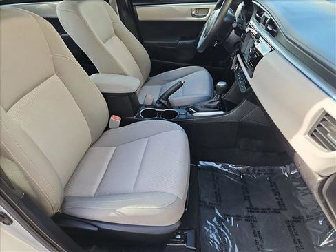 Used 2015 Toyota Corolla LE w/ Body Protection Package #1 FWD image 19