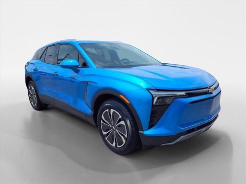 Used 2024 Chevrolet Blazer EV LT AWD/4WD image 7