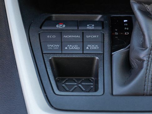 Certified 2025 Toyota RAV4 XLE w/ Convenience Package AWD/4WD image 39
