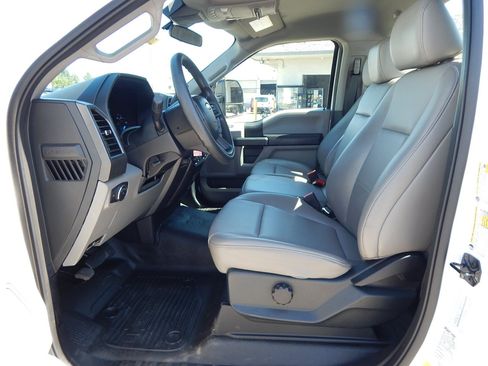 Used 2021 Ford F250 XL w/ Power Equipment Group RWD image 12
