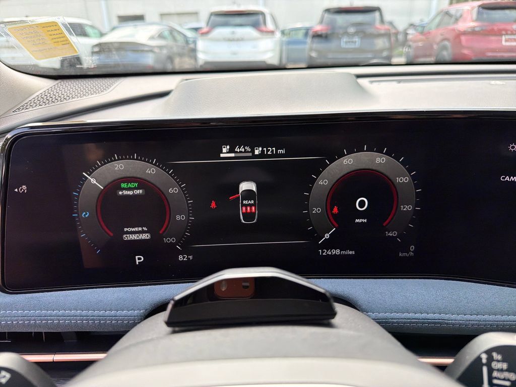 Used 2024 Nissan Ariya AWD image 25
