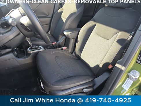 Used 2016 Jeep Renegade 75th Anniversary image 24