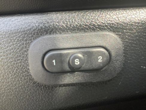 Used 2015 Jeep Grand Cherokee Limited AWD/4WD image 34