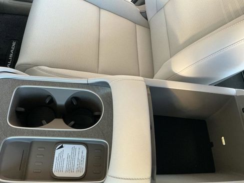 New 2026 Hyundai Palisade Limited image 8