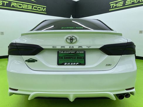 Used 2021 Toyota Camry SE FWD image 8