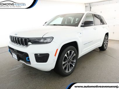 Used 2023 Jeep Grand Cherokee Overland w/ Luxury Tech Group IV