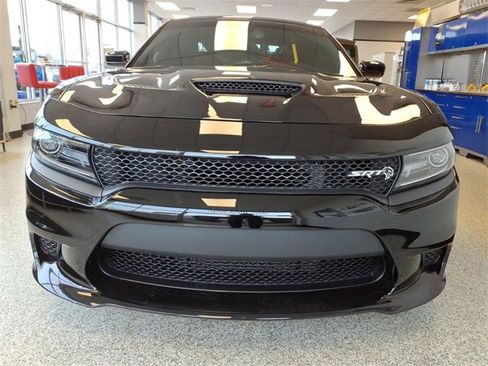 Used 2018 Dodge Charger SRT Hellcat w/ Harman/Kardon Audio Group image 2