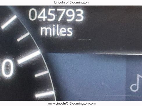 Used 2023 Land Rover Range Rover Evoque R-Dynamic S AWD/4WD image 37