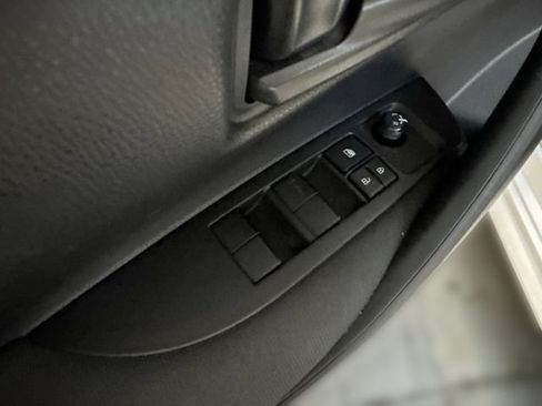 Used 2024 Toyota Corolla LE w/ LE Convenience Package FWD image 16