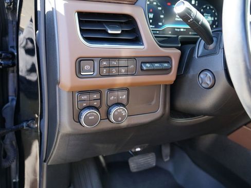 Used 2022 Chevrolet Tahoe High Country w/ Premium Package 2 image 17