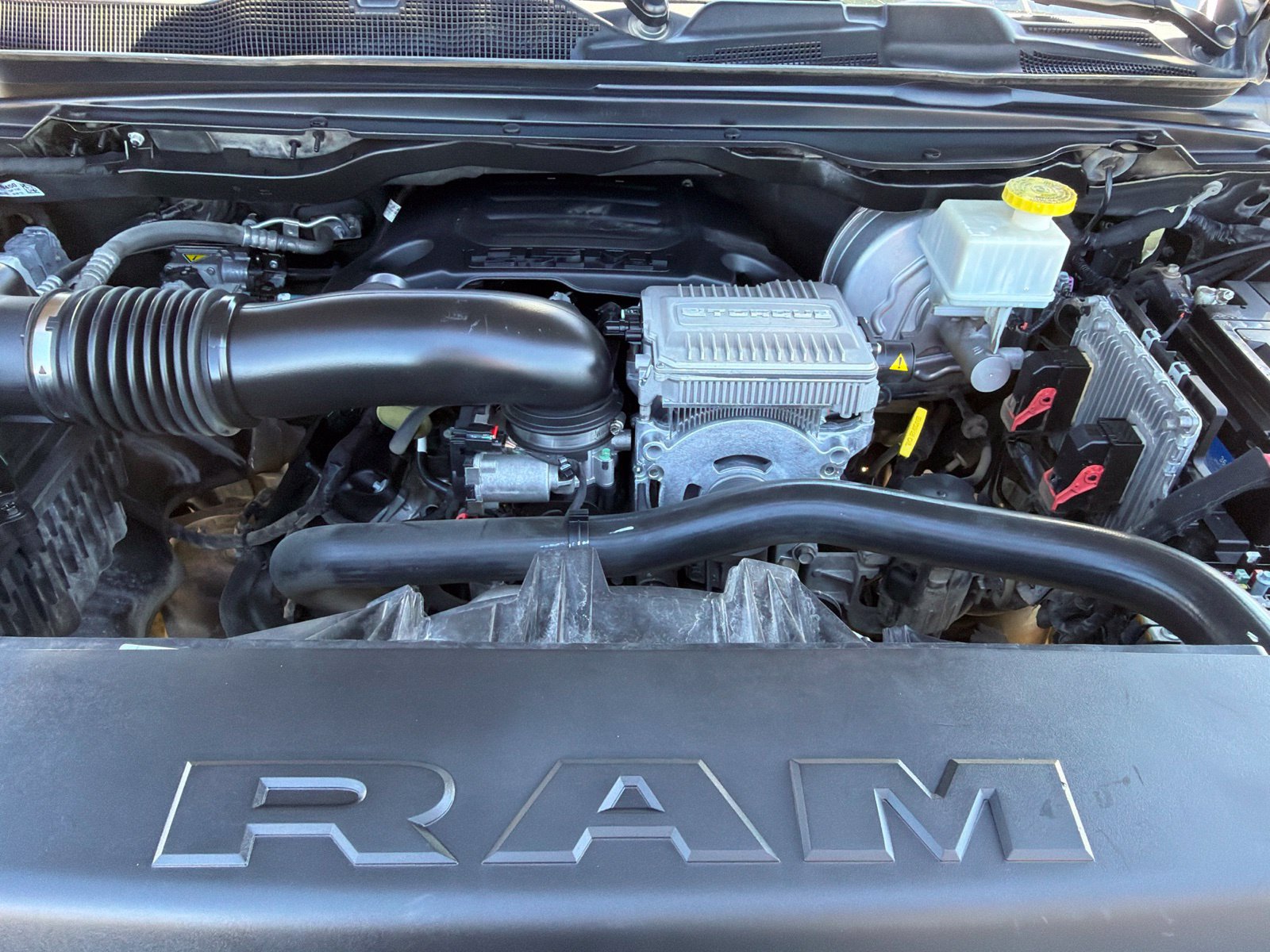 Used 2022 RAM 1500 Limited AWD/4WD image 11