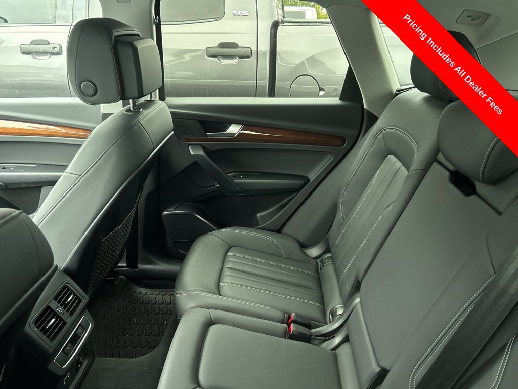Used 2023 Audi Q5 2.0T Premium w/ Convenience Package AWD/4WD image 9