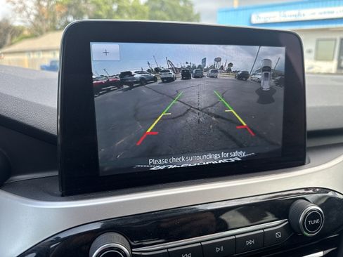 Used 2020 Ford Escape SEL AWD/4WD image 17