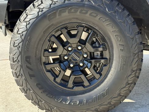 Used 2024 Ford Bronco Raptor image 12