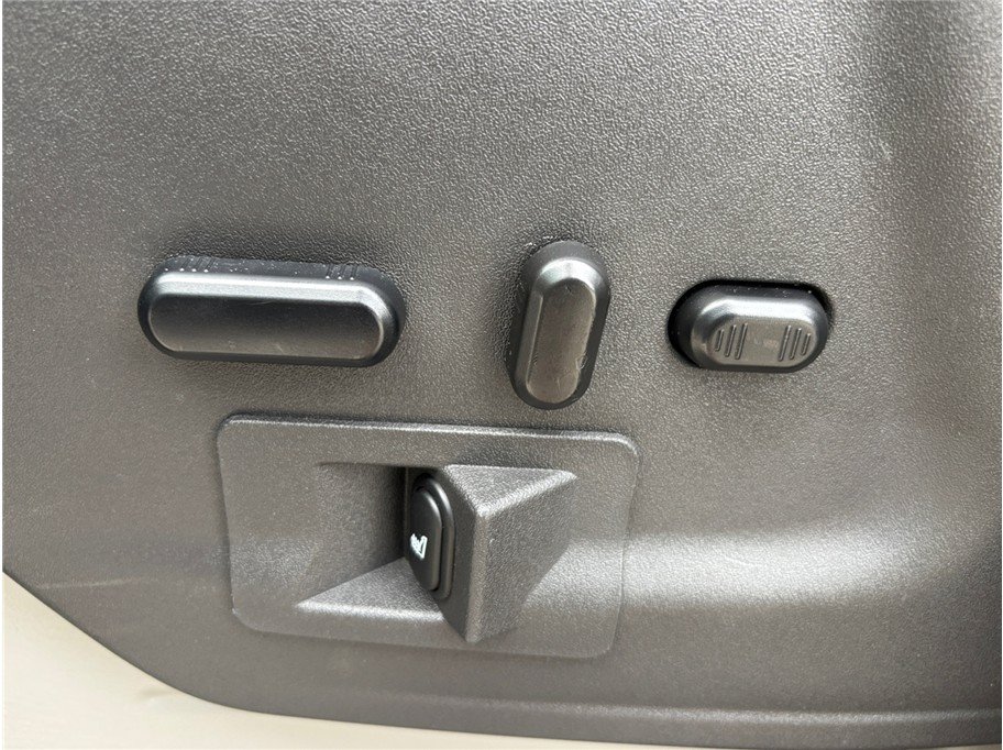 Used 2019 Ford Transit 150 148 Low Roof w/ Exterior Upgrade Package RWD image 19