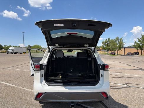 Used 2020 Toyota Highlander Limited AWD/4WD image 36