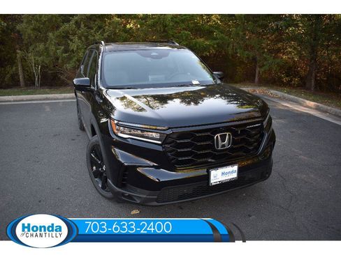 New 2025 Honda Pilot Black Edition image 2