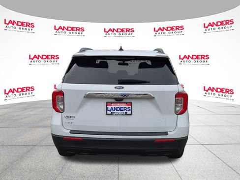 Used 2022 Ford Explorer XLT RWD image 4