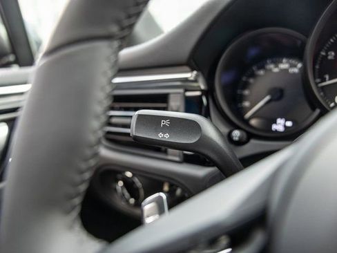 New 2026 Porsche Macan Turbo image 33