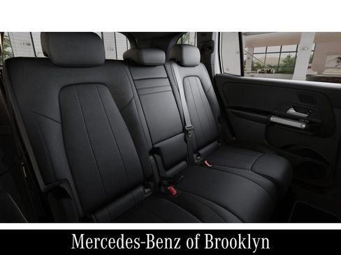 Certified 2026 Mercedes-Benz GLB 250 4MATIC image 7