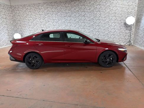 New 2026 Hyundai Elantra SEL Sport image 8