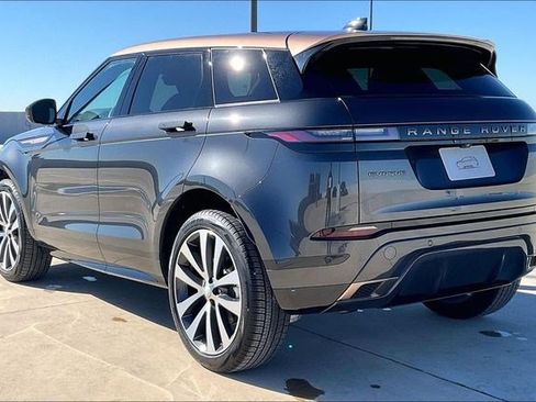 Used 2025 Land Rover Range Rover Evoque Dynamic SE AWD/4WD image 13