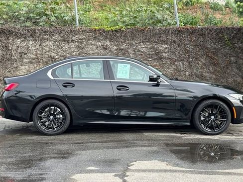 Used 2024 BMW 330i Sedan image 3