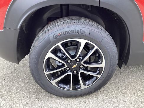 New 2026 Chevrolet TrailBlazer LT w/ Driver Confidence Package AWD/4WD image 9