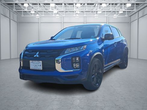 Used 2025 Mitsubishi Outlander Sport LE AWD/4WD image 1