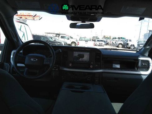Used 2024 Ford F350 XLT image 7