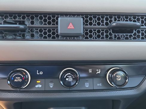 New 2026 Honda HR-V LX image 29