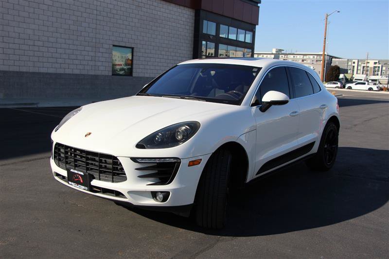 Used 2015 Porsche Macan S AWD/4WD image 3