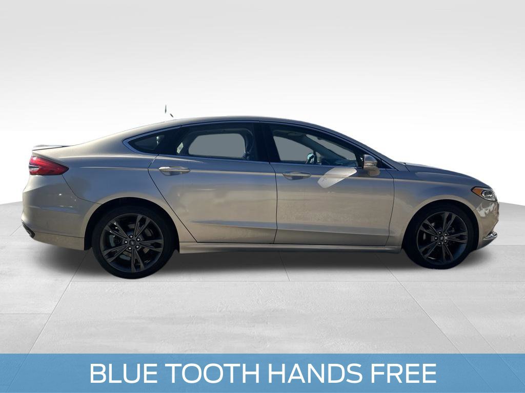 Used 2017 Ford Fusion Titanium FWD image 10