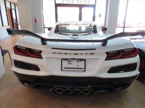 New 2026 Chevrolet Corvette Z06 w/ Z07 Performance Package image 5