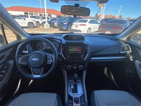 Used 2020 Subaru Forester Premium image 17