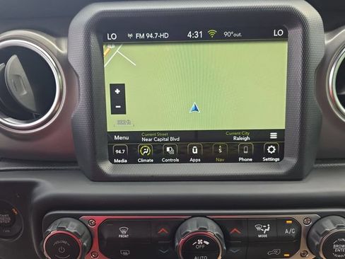 Used 2022 Jeep Gladiator Rubicon w/ Trailer Tow Package AWD/4WD image 22