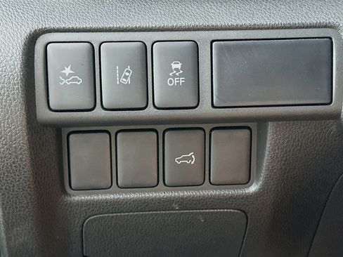 Used 2024 Mitsubishi Eclipse Cross SE AWD/4WD image 17