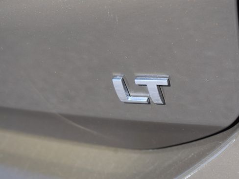 Used 2023 Chevrolet Equinox LT FWD image 15