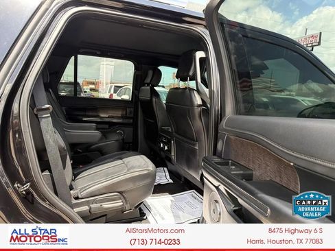 Used 2019 Ford Expedition Limited w/ Equipment Group 301A AWD/4WD image 13