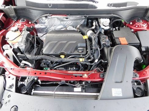 Used 2025 Chevrolet Trax LS image 35