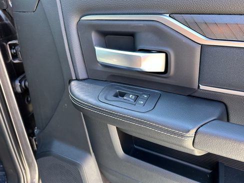 New 2026 RAM 2500 Big Horn AWD/4WD image 14