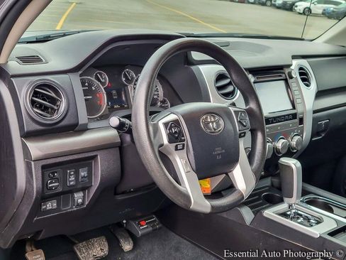 Used 2015 Toyota Tundra SR5 image 9