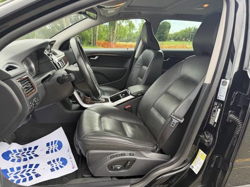 Used 2013 Volvo XC70 3.2 AWD/4WD image 8