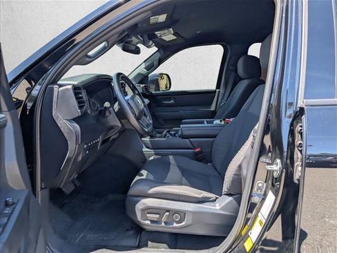 Used 2025 Toyota Tundra SR5 w/ SR5 Convenience Package AWD/4WD image 14