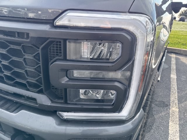 Used 2025 Ford F350 XL w/ STX Appearance Package AWD/4WD image 13