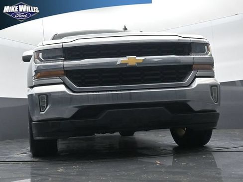 Used 2018 Chevrolet Silverado 1500 LT w/ All Star Edition RWD image 18
